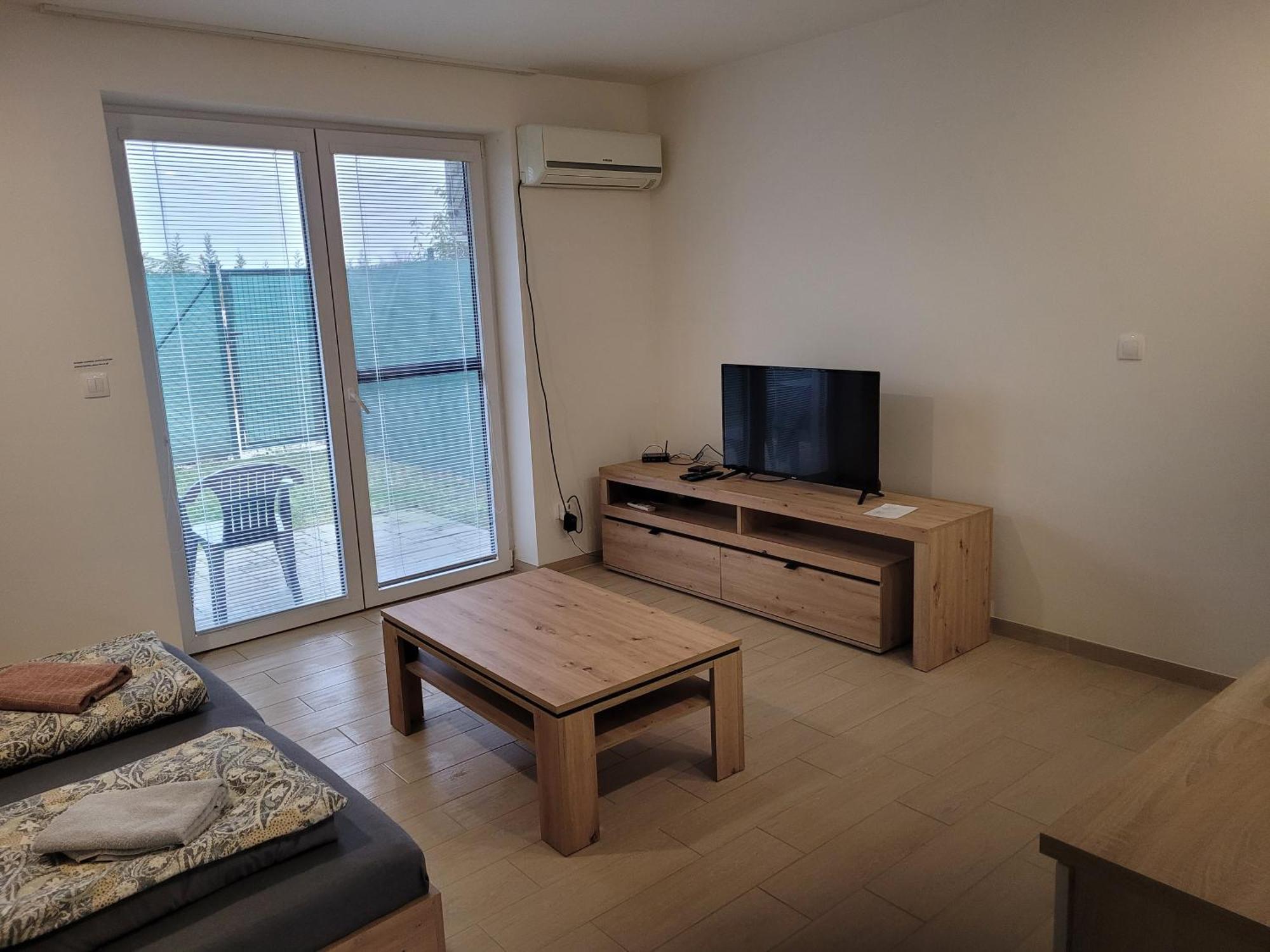 Apartman Neva กาลันตา ภายนอก รูปภาพ